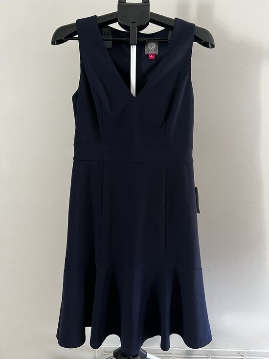 Vince Camuto Dresses & Skirts - Vince Camuto Dress NWT Women’s size 8 Fit & Flare Navy Lined Dress